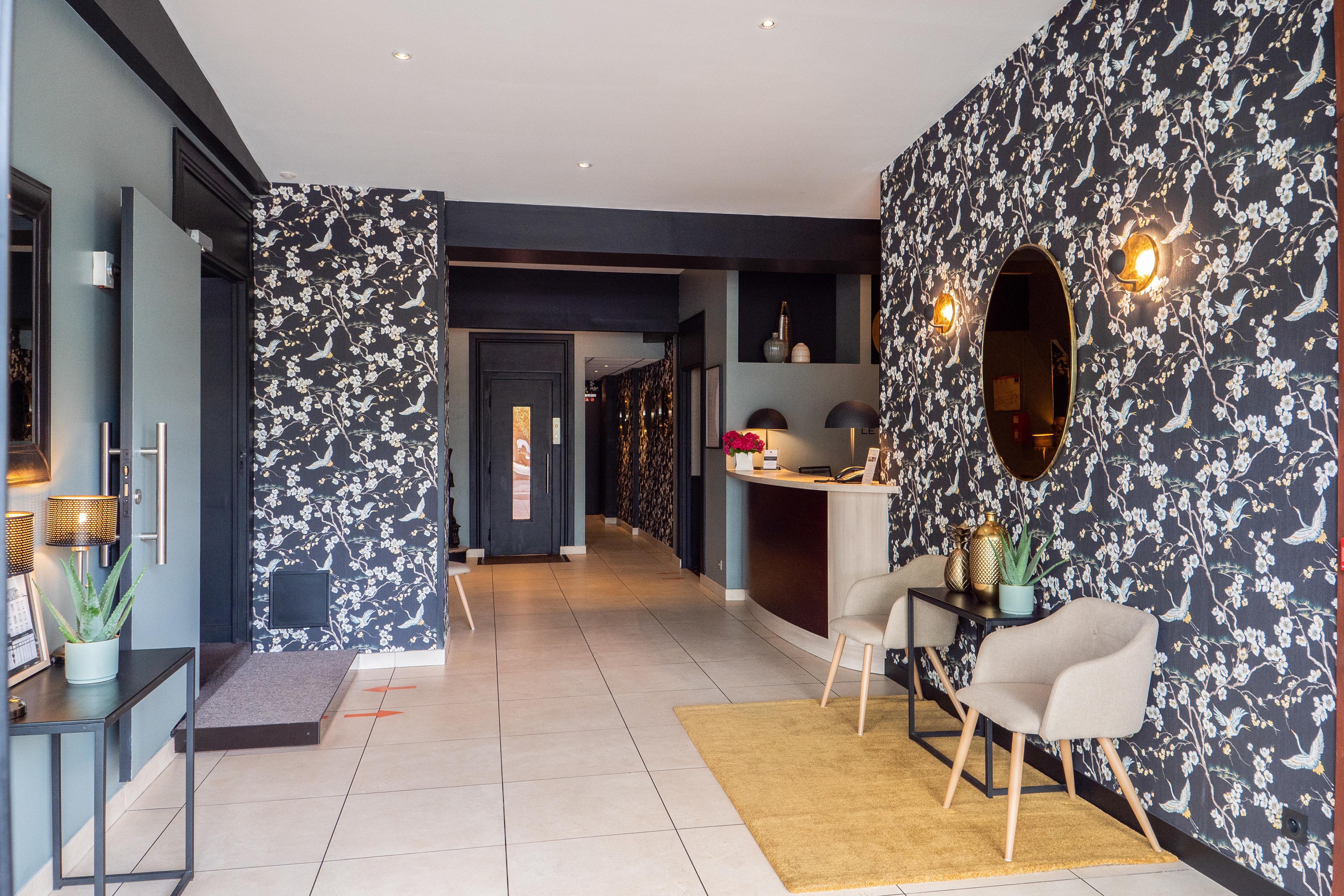 Le Boeuf Couronne - Hotel & Restaurant Chartres- Logis Hotels Екстериор снимка