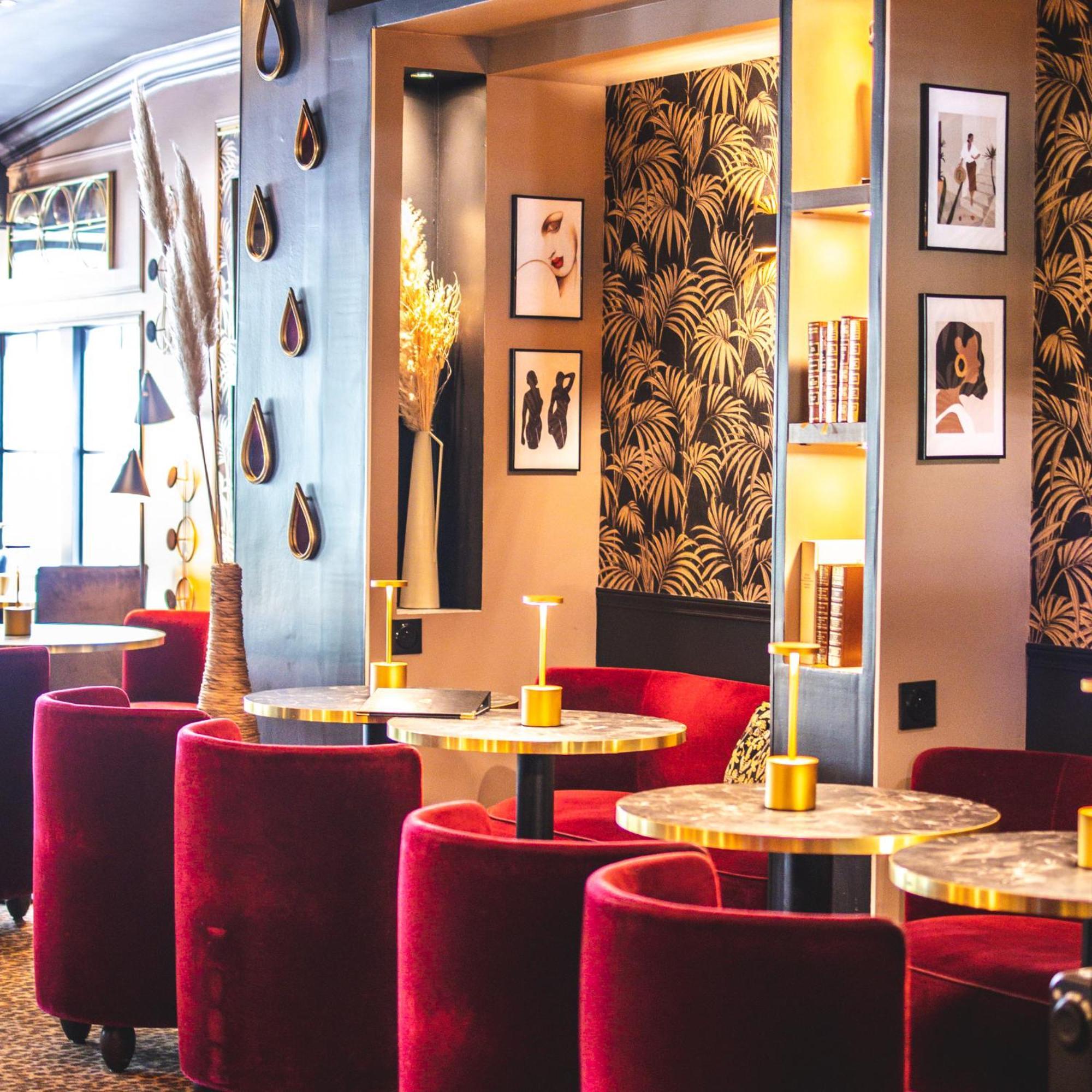 Le Boeuf Couronne - Hotel & Restaurant Chartres- Logis Hotels Екстериор снимка